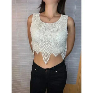 DO+BE Cropped Lace Tank - Women’s Medium